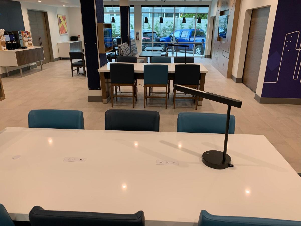 Holiday Inn Express & Suites - Courtenay - Comox By Ihg Εξωτερικό φωτογραφία