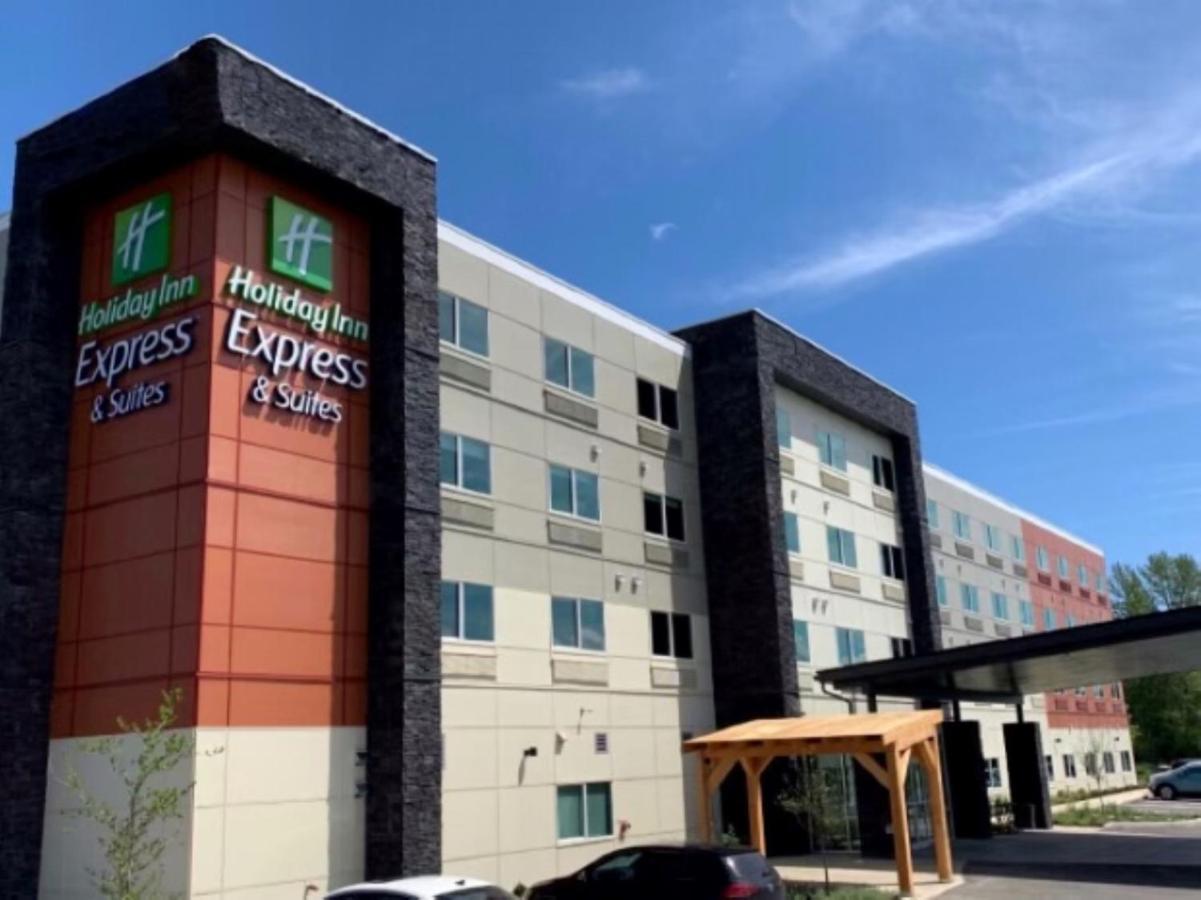 Holiday Inn Express & Suites - Courtenay - Comox By Ihg Εξωτερικό φωτογραφία