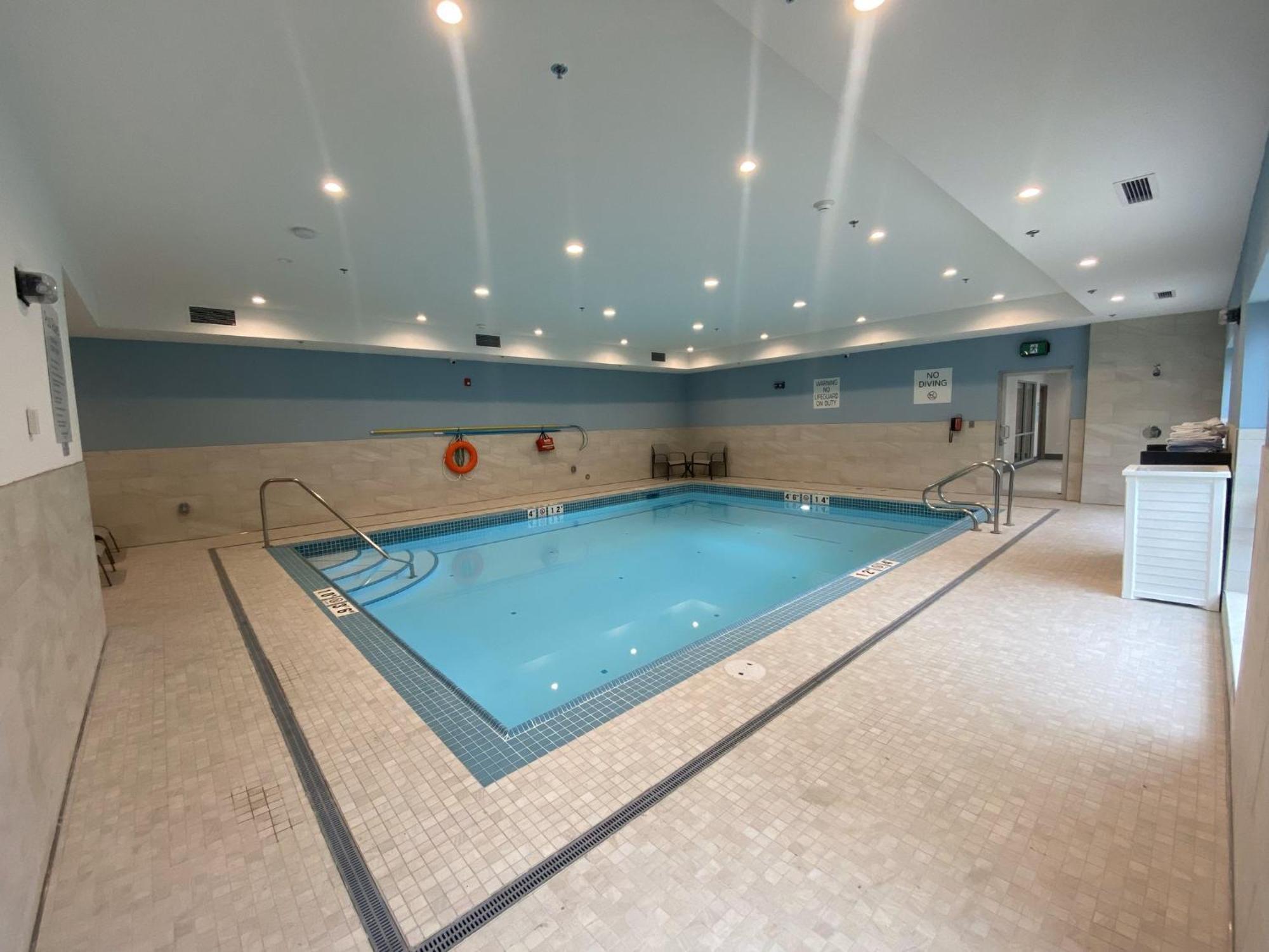 Holiday Inn Express & Suites - Courtenay - Comox By Ihg Εξωτερικό φωτογραφία